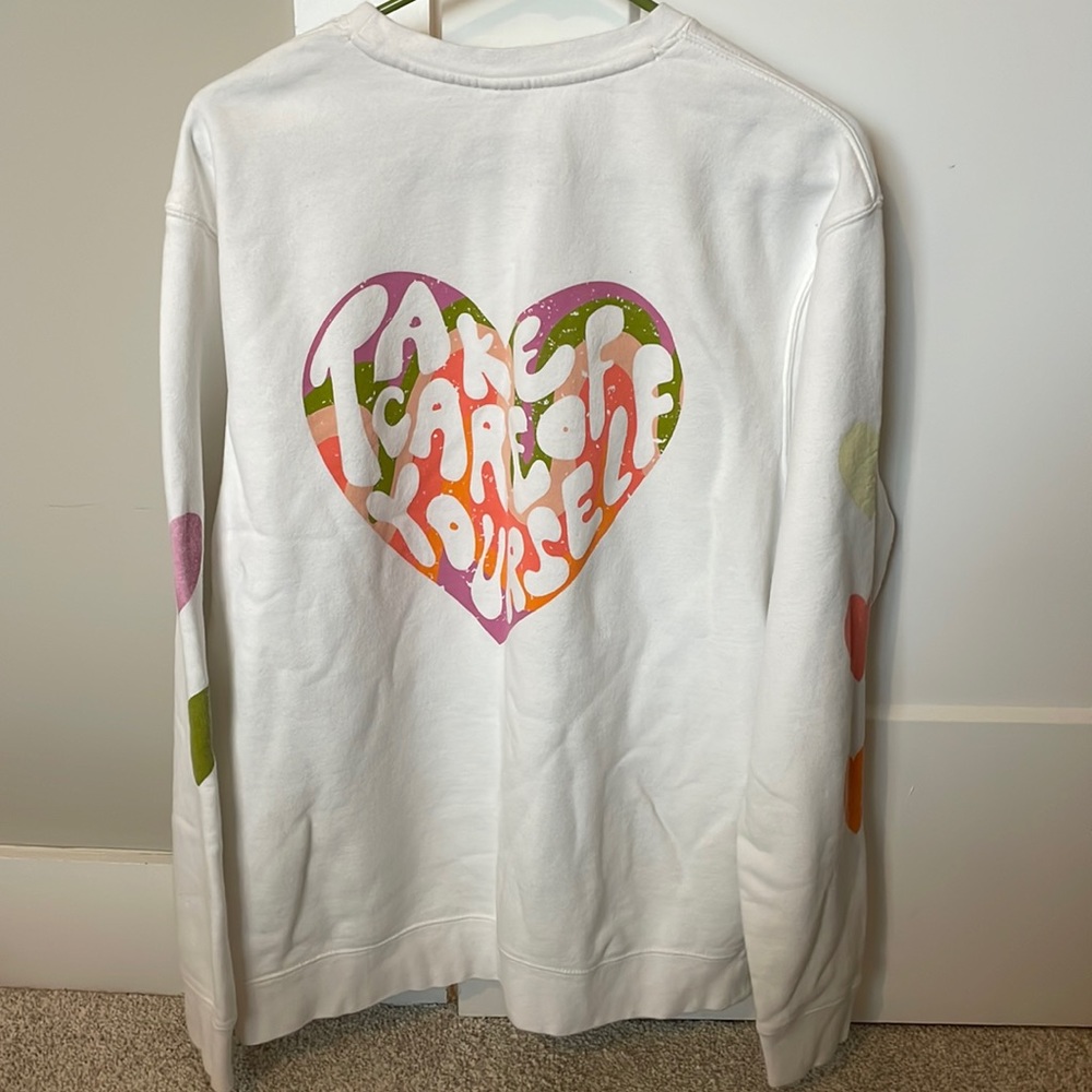olivelynn crewneck.